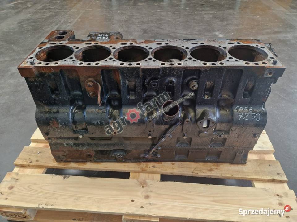 Blok silnika Case Magnum 7250 7240 7230 Byków