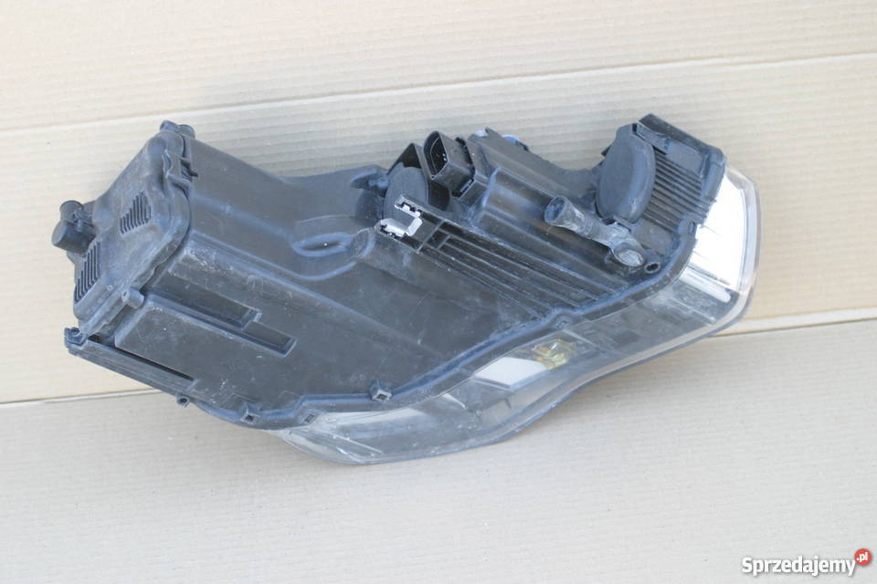 AUDI A1 LAMPA REFLEKTOR LEWA PRZEDNIA PRZÓD lampy przednie Bieleń sprzedam