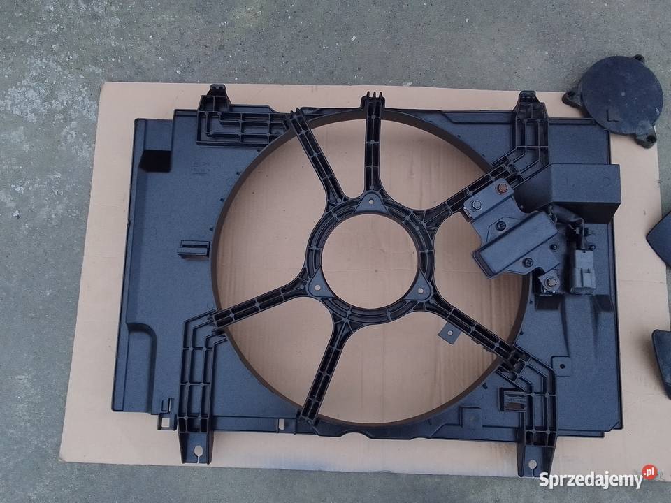 Oprawa wentylatora chłodnicy Nissan Tida osobowe małopolskie Tarnów