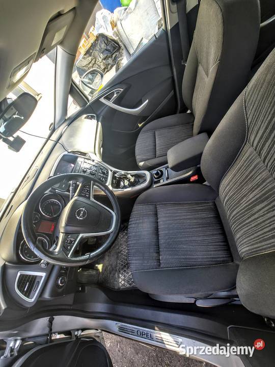 Sprzedam opla astre sports tourer 16 benzyna nawigacja Astra Wilczyn