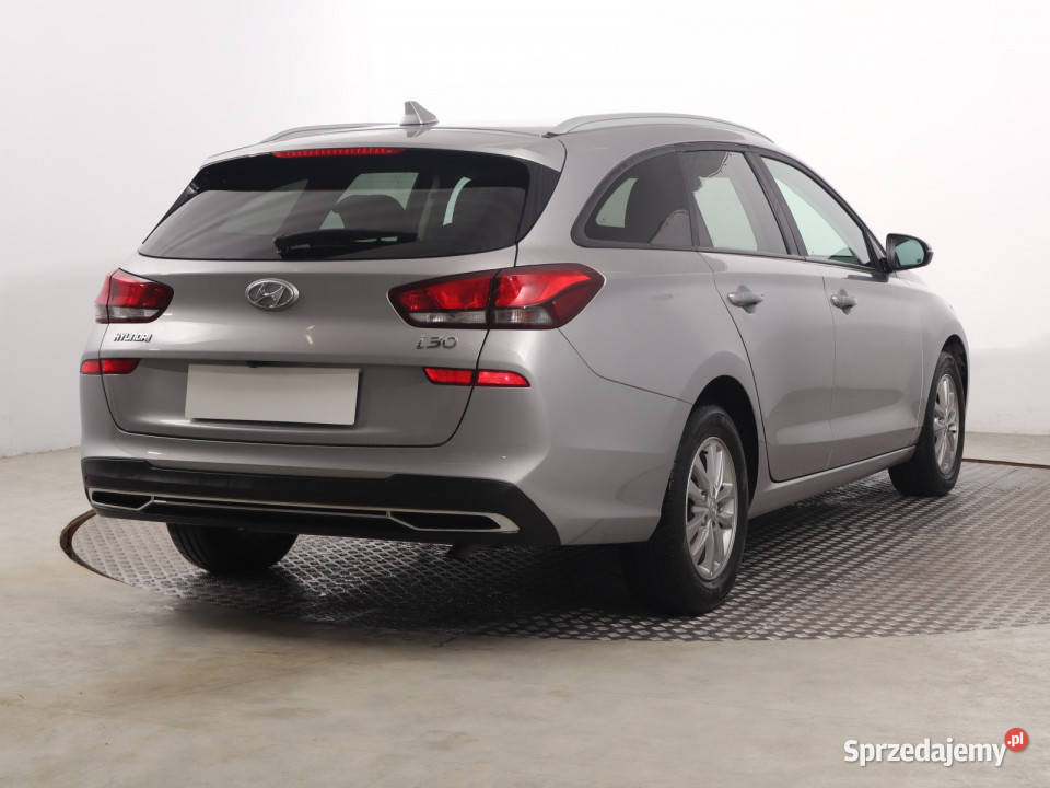 Hyundai i30 10 TGDI wielofunkcyjna kierownica Katowice