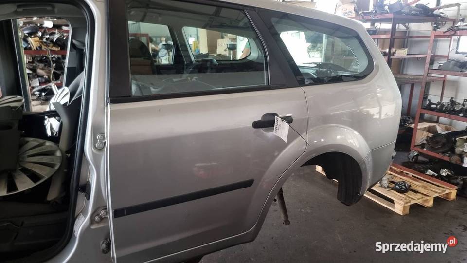DRZWI LEWE TYŁ FORD FOCUS 03 Lipno