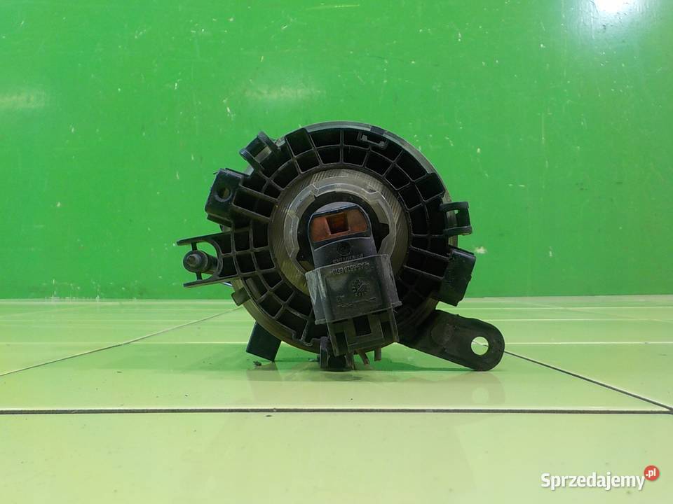 OPEL INSIGNIA A LIFT 16 CDTI 16r HB 5D halogen Lampy przeciwmgielne Suków sprzedam