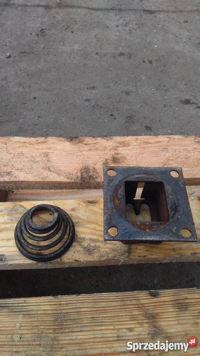 Pokrywa skrzyni biegów widlak RAK Chełmica Duża