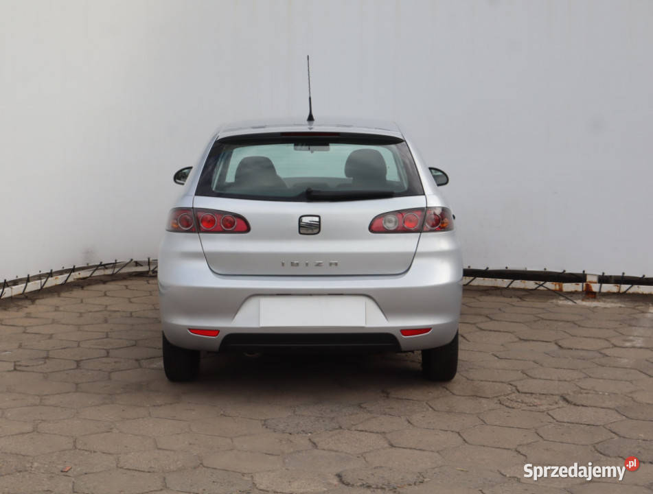 Seat Ibiza 14 16V Rok produkcji 2008 Łódź