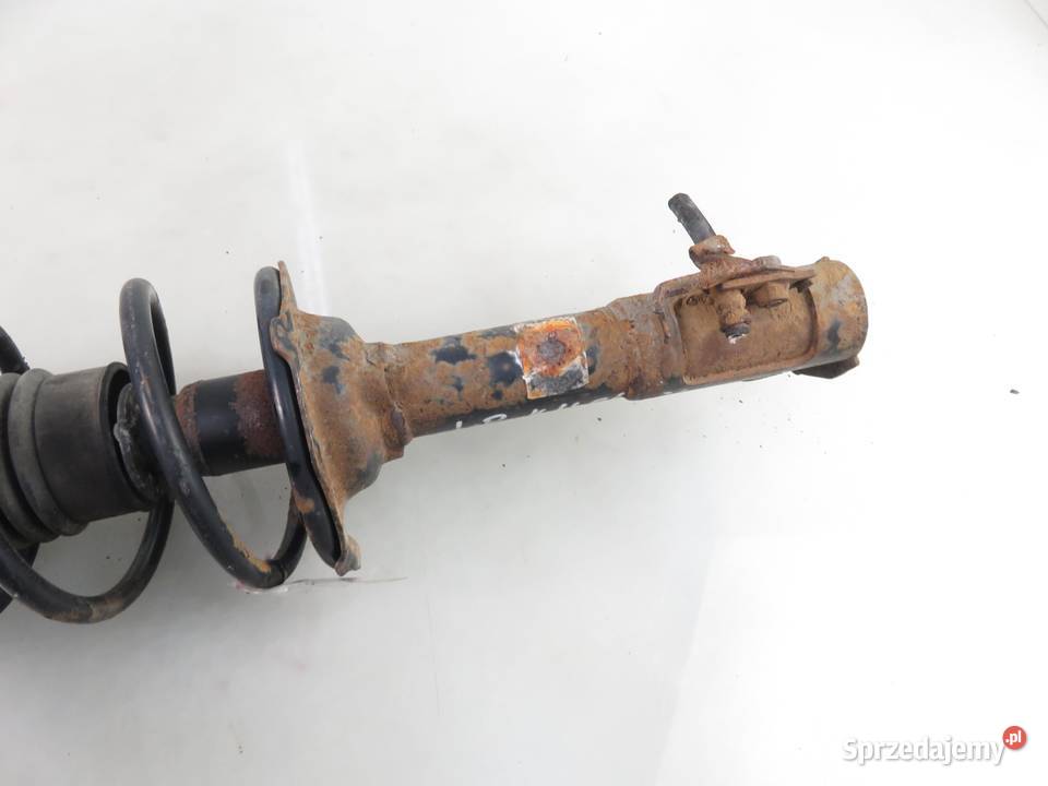 MCPERSON LEWY PRZEDNI TOYOTA YARIS VERSO 13 B