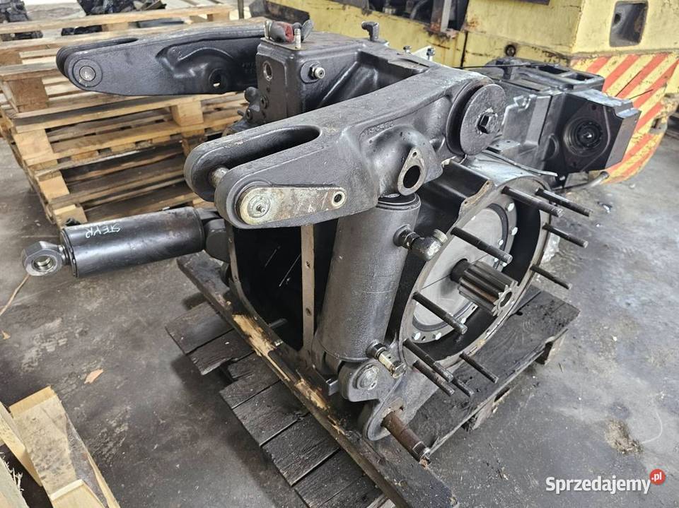 SIŁOWNIK HYDRAULICZNY STEYR 6230 CVT TYŁ osobowe Lipno