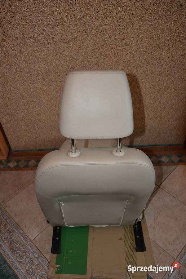 Fotel pasażera Skoda octavia 2 skóra jasna sprzedam