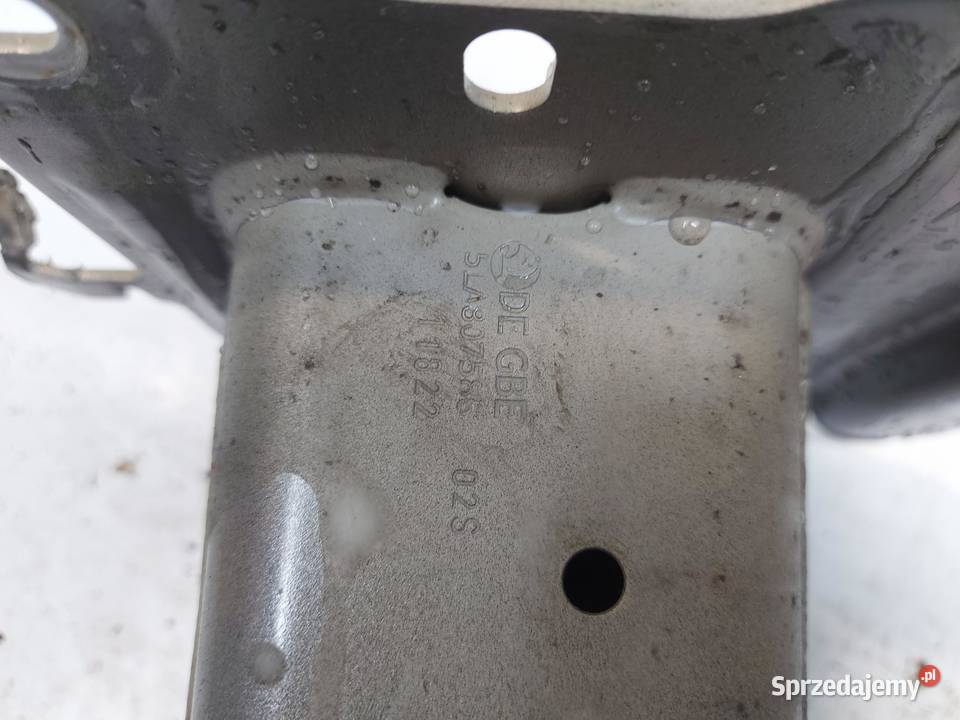 Skoda Enyaq 5LA iV60 BELKA WZMOCNIENIE ZDERZAKA