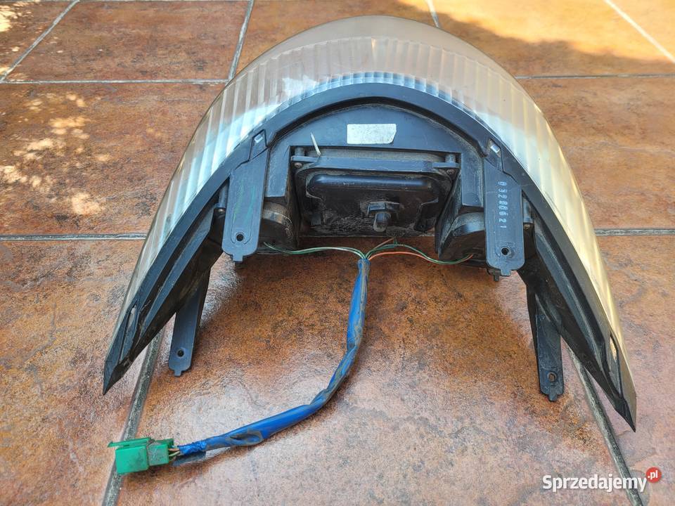 Lampa tyl Kymco People S 125 200 250 Piła