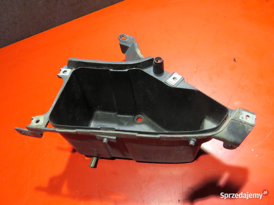 HONDA DEAUVILLE NTV 650 RC47 01 SCHOWEK