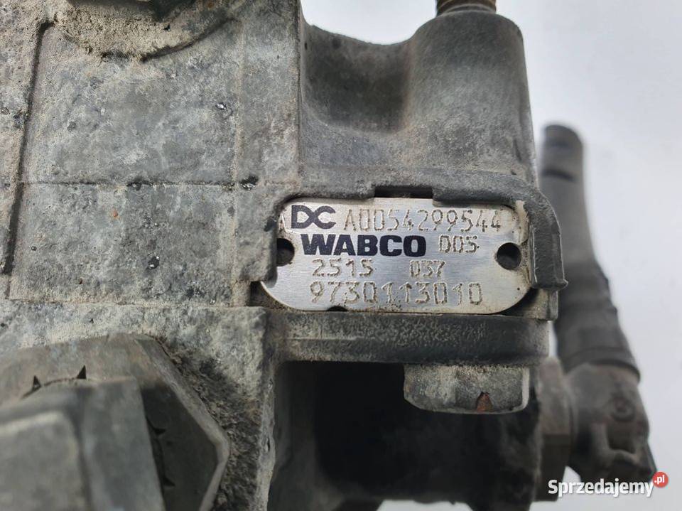ZAWÓR POWIETRZA MERCEDES ACTROS 1845 A0004297724 osobowe Lipno