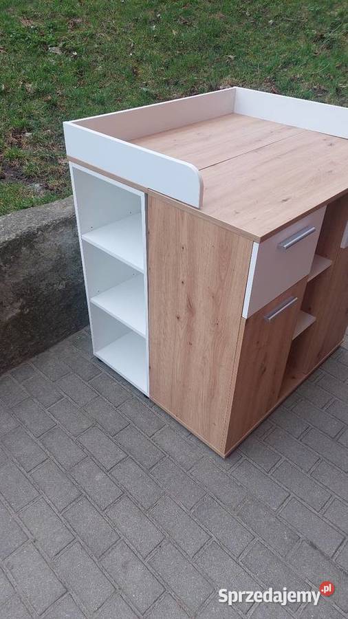 Komoda z przewijakiem i regałami Komody Poznań