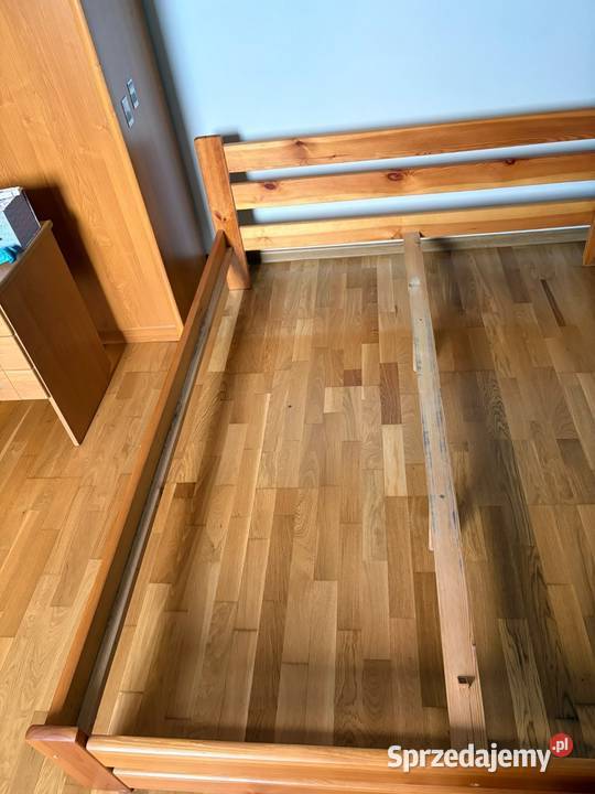 Łóżko drewniane 160x200 plus stelaż i materac Krapkowice