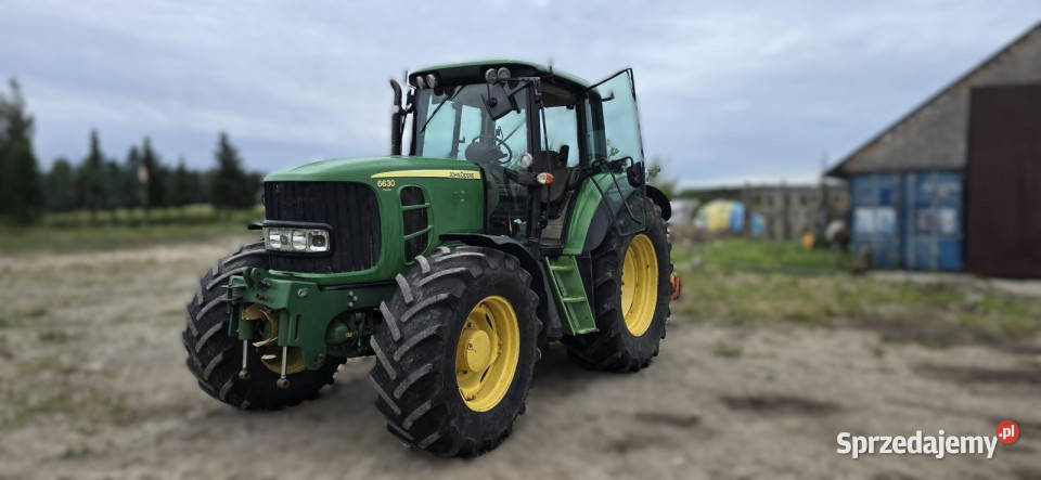 Ciągnik JOHN DEERE 6630 Premium 4x4 151 przedni Łomianki Dolne