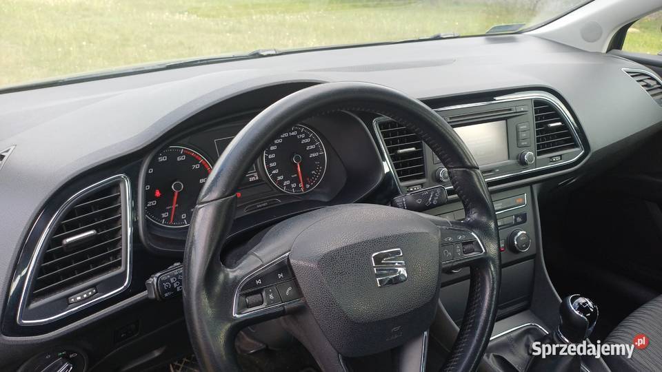 SEAT LEON III 2023r 12TSI benzyna Kobyla Góra sprzedam