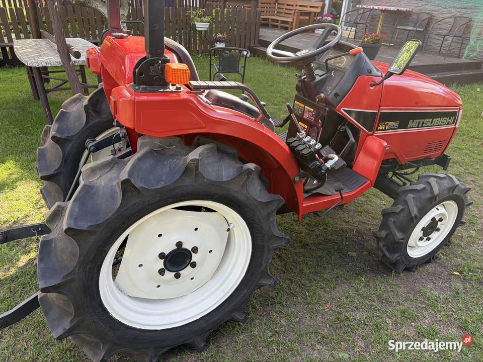 Traktortraktorek Mitsubishi MT205 Mitsubishi Małkinia Górna