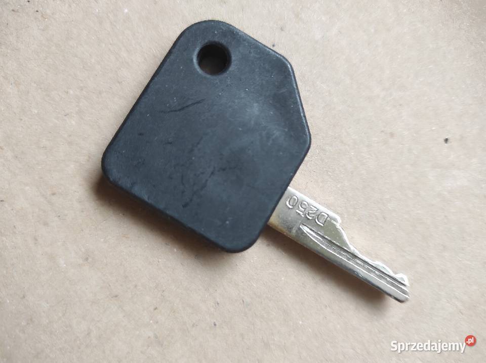 Kluczyk do stacyjki ZETOR Polko Warszawa