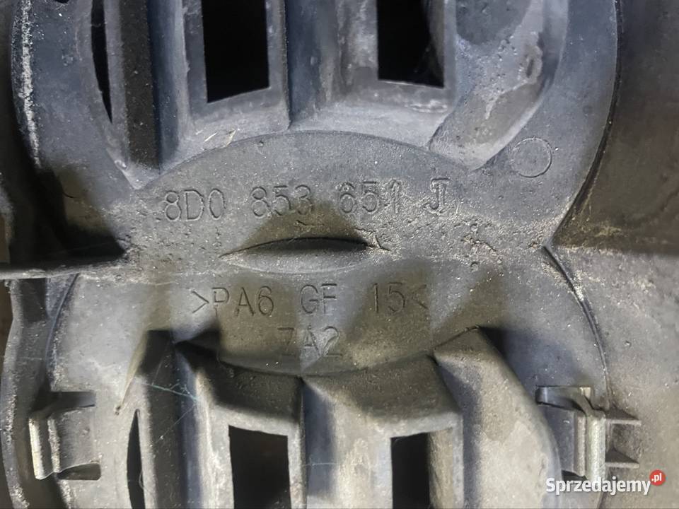 8D0853651 grill atrapa zderzaka Audi a6 c5 Rok produkcji 2000 Szczecin