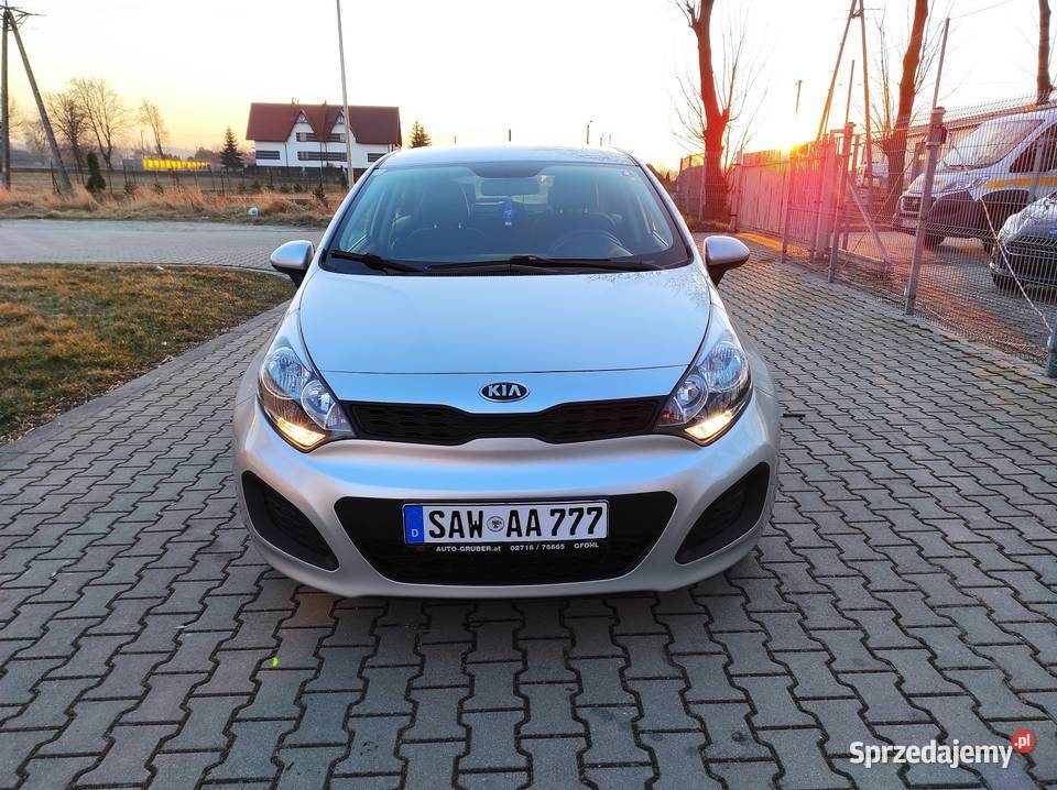 Kia Rio III 12 85 2013 r 149000 Słomniki sprzedam