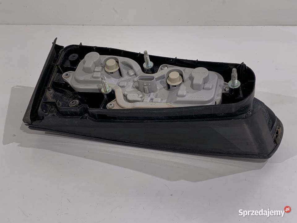 LAMPA TYŁ PRAWA WEWNĘTRZNA FIAT TIPO 0520939180E