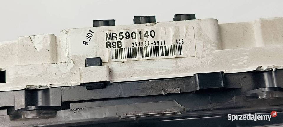 LICZNIK ZEGAR MITSHUBISHI MONTERO MR590140