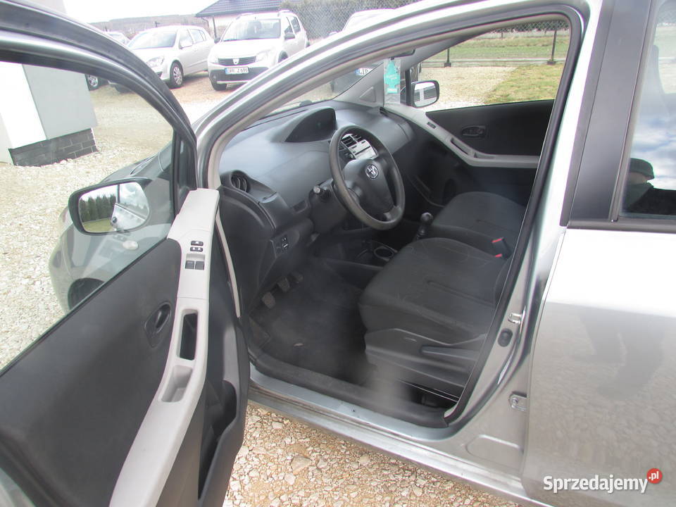 TOYOTA YARIS BEZWYPADKOWY KLIMATYZACJA KOMPUTER klimatyzacja