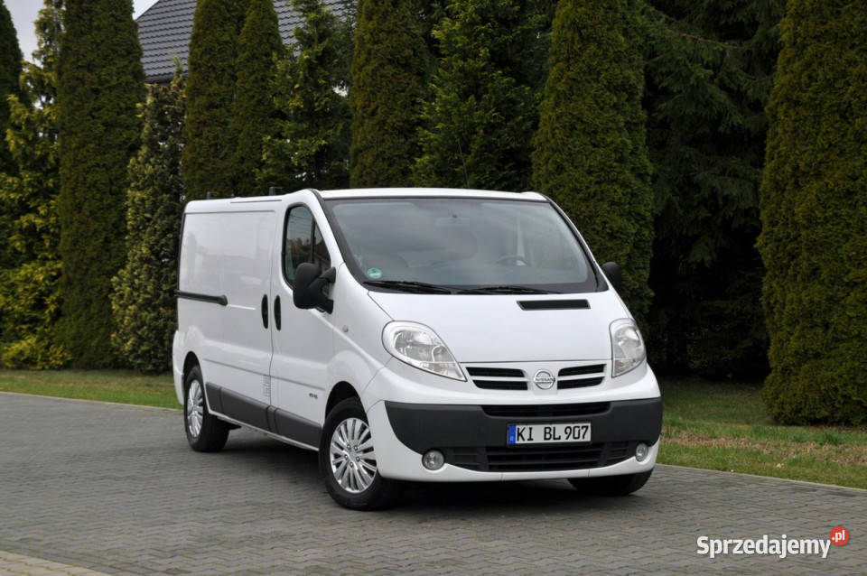 Nissan Primastar 20CDTI115DługiKlimatyzacjaHakI Rok produkcji 2011 mazowieckie