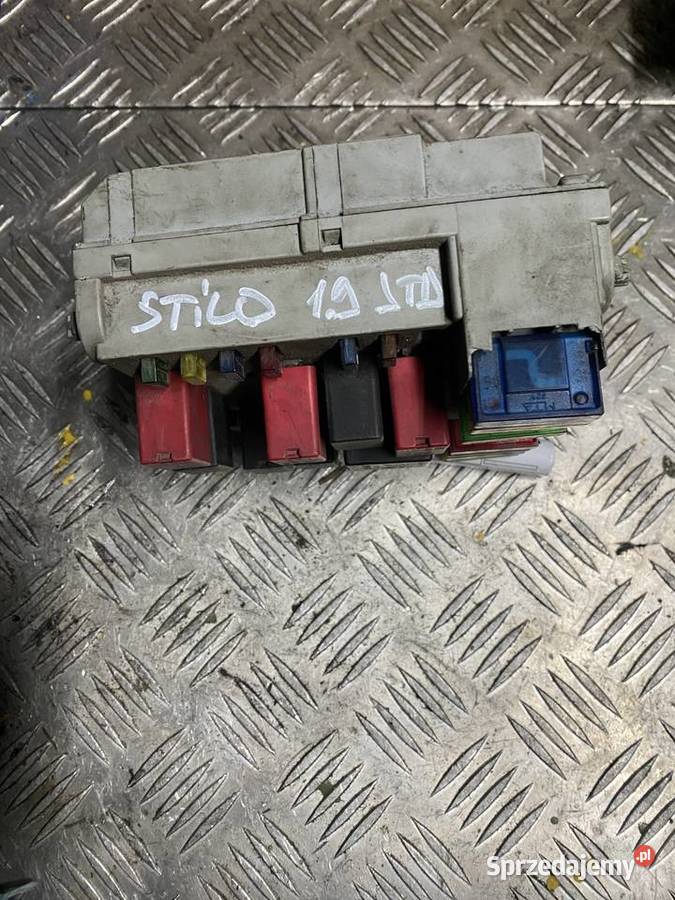 Skrzynka Bezpieczników Fiat Stilo 19 JTD Ostrów Wielkopolski
