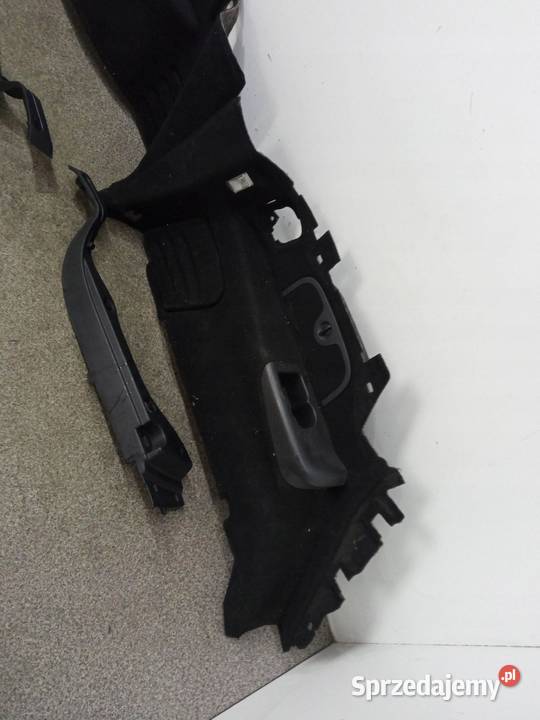 TAPICERKA BOCZEK PRAWY LEWY TYŁ ROLETY BAGAŻNIKA sprzedam