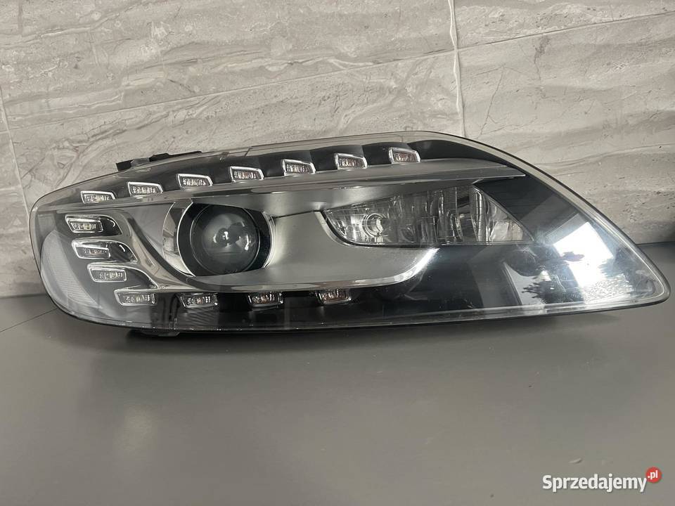 AUDI Q7 LIFT PRAWA BIXENON SKRĘTNY LED Ostroróg sprzedam