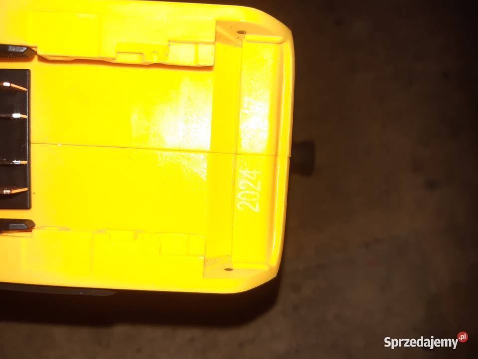 Zakrętarka Dewalt DCF 787 24rNowa