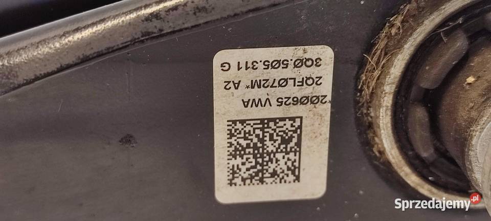 SKODA SUPERB 4 ZWROTNICA PRAWY TYŁ 3WA505436B