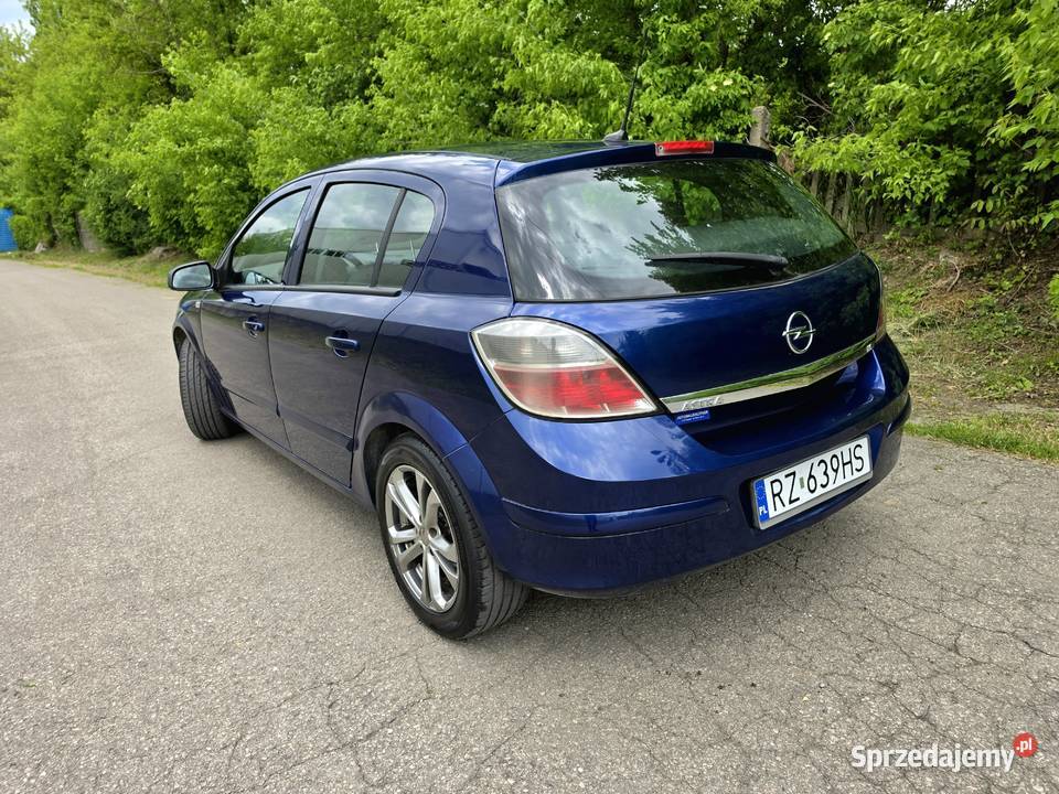 Opel ASTRA H 2008 16 benzyna 115 ZADBANA