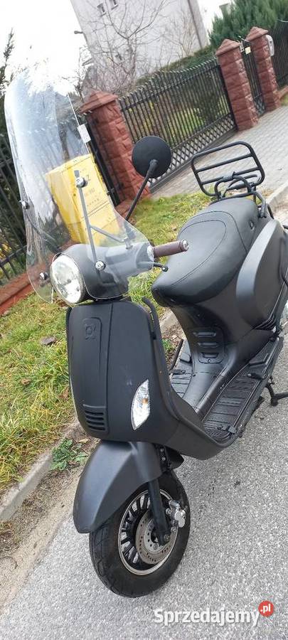 LA Souris 4T Szyba Vespa ładny 7760 ładny Rok produkcji 2014 Skaryszew sprzedam