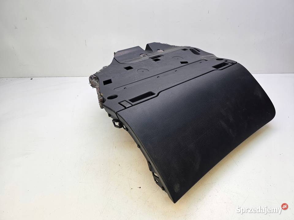 SCHOWEK PASAŻERA AUDI A6 C6 4F1857035CH 6 Przystajń