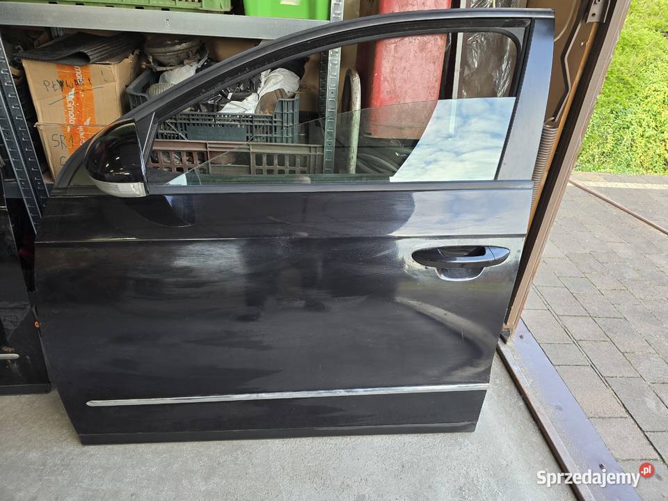 Passat b6 drzwi lewe kompletne Dzierżążno