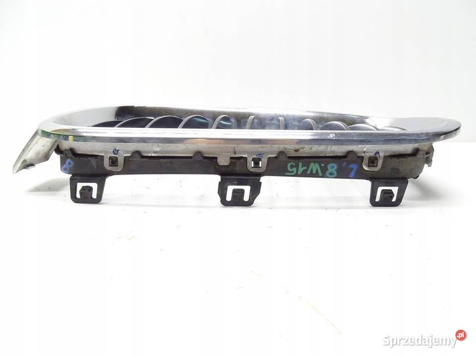 KRATKA GRILLA ATRAPY NERKA LEWA PRZEDNIA BMW E92 sprzedam