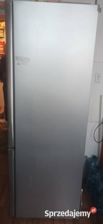 Lodówka Beko CNE520E23ZDX z dispenserem wody Lodówki i zamrażarki