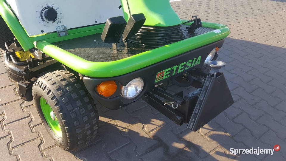 Profesjonalna kosiarka komunalna Etesia Hydro Kobiele Wielkie