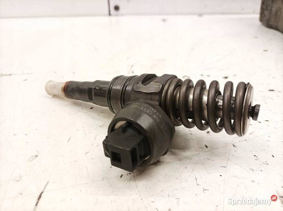 POMPOWTRYSKIWACZ 038130073AG 19 TDI VW