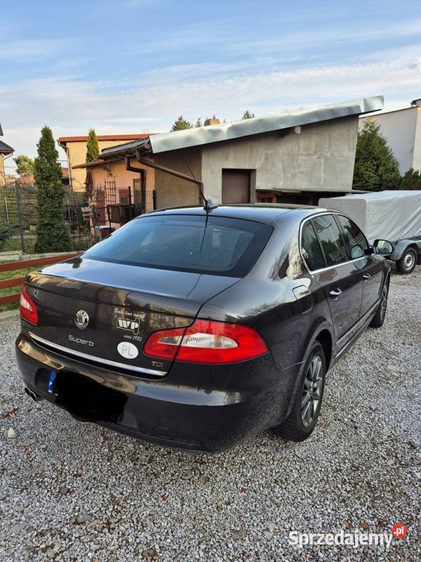 Skoda Superb 2009r CR 170 dwutlenek węgla w 1996cm3