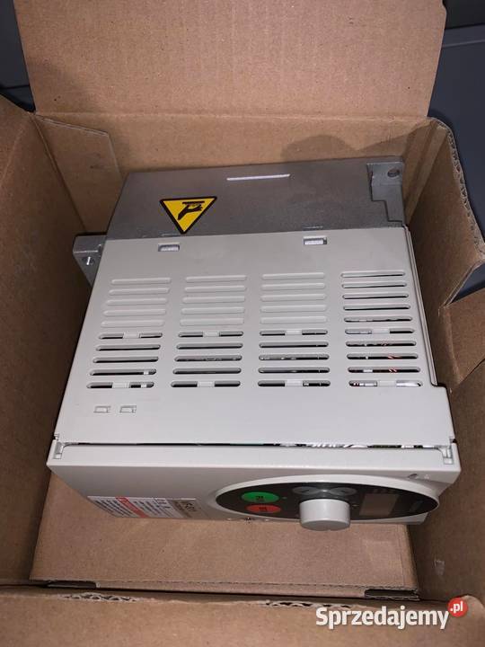 Falownik Toshiba VFS11S 075kW 230V