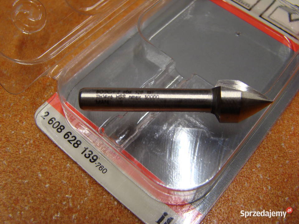 Frez prosty ostry BOSCH chwyt 6 mm HSS Ref 2 608