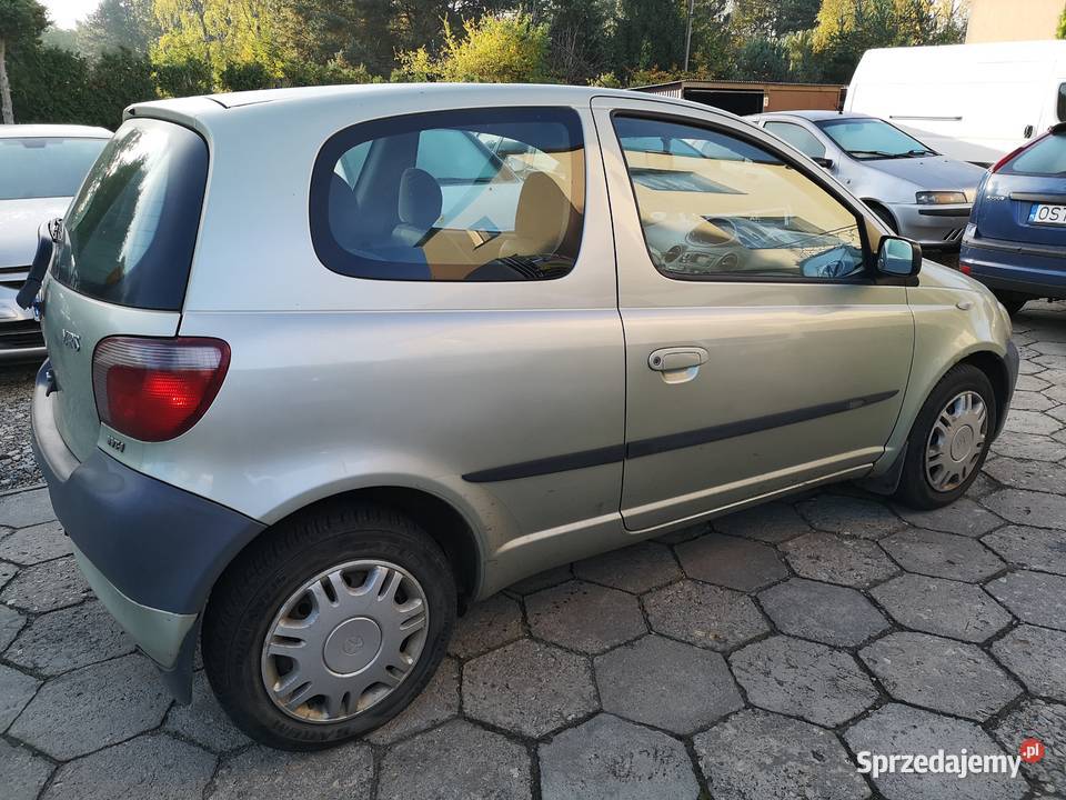 sprzedam toyota yaris 10 benzyna Bytom