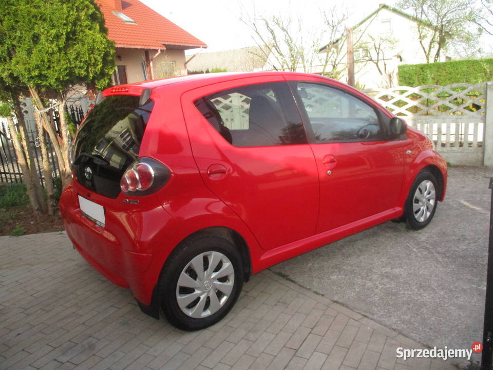 Toyota Aygo 10 VVTi 681 Właściciel Klima serwis światła przeciwmgielne Kuby-Młyny