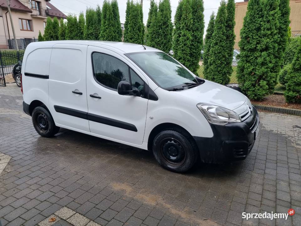 Citroen Berlingo 16 rocznik 2017 sprzedam