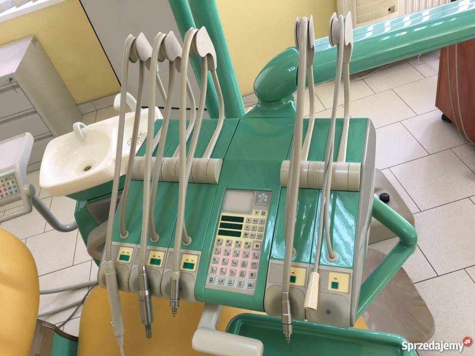 Gabinet stomatologiczny kompletnymało używany sprzedam