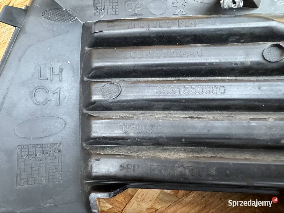Kratka zderzaka przód prawa lewa peugeot 2008 II Sieraków sprzedam