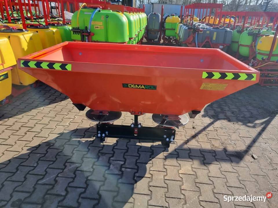 Rozsiewacz dwutarczowy nawozów Demarol DOSTAWA Bobrowa